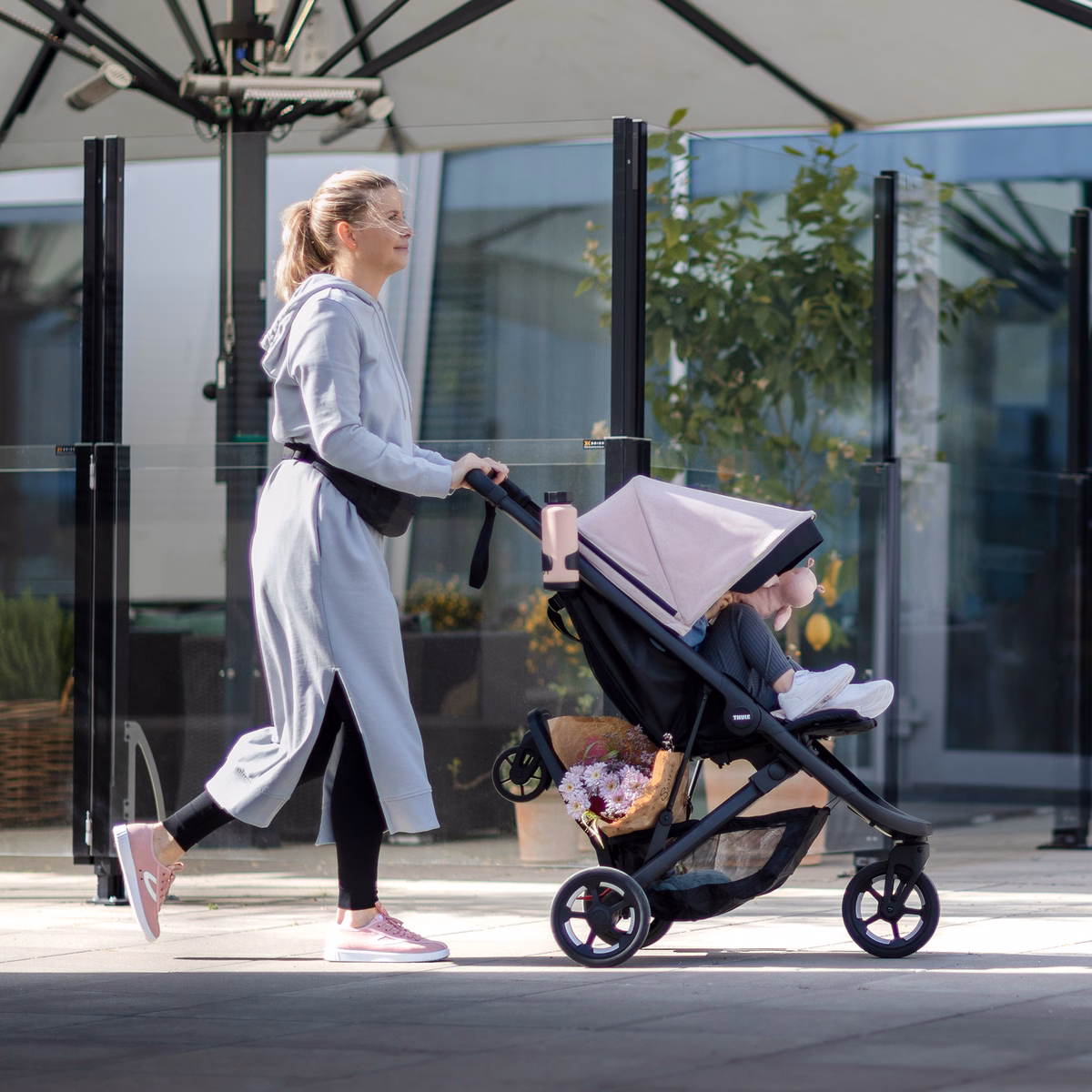 Thule Rider Board - Easy-to-Attach Stroller Board for Toddlers - Image 4